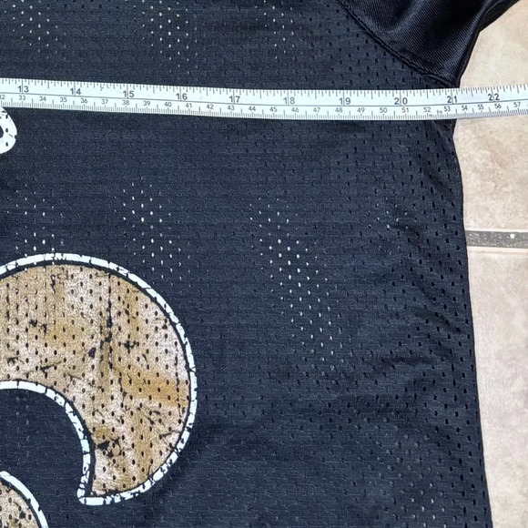 Ladie’s New Orleans Saints Black & Gold Jersey Size 2XL Runs Very Small - Picture 10 of 11